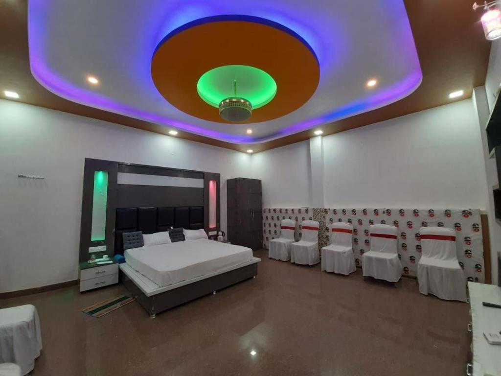 Rajmahal Resort Патна Экстерьер фото