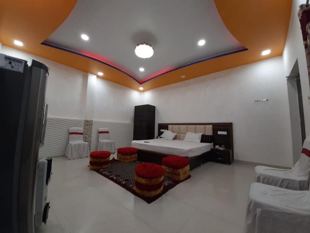 Rajmahal Resort Патна Экстерьер фото