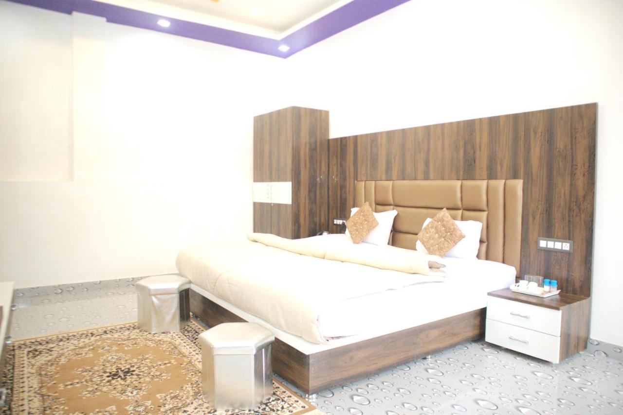 Rajmahal Resort Патна Экстерьер фото